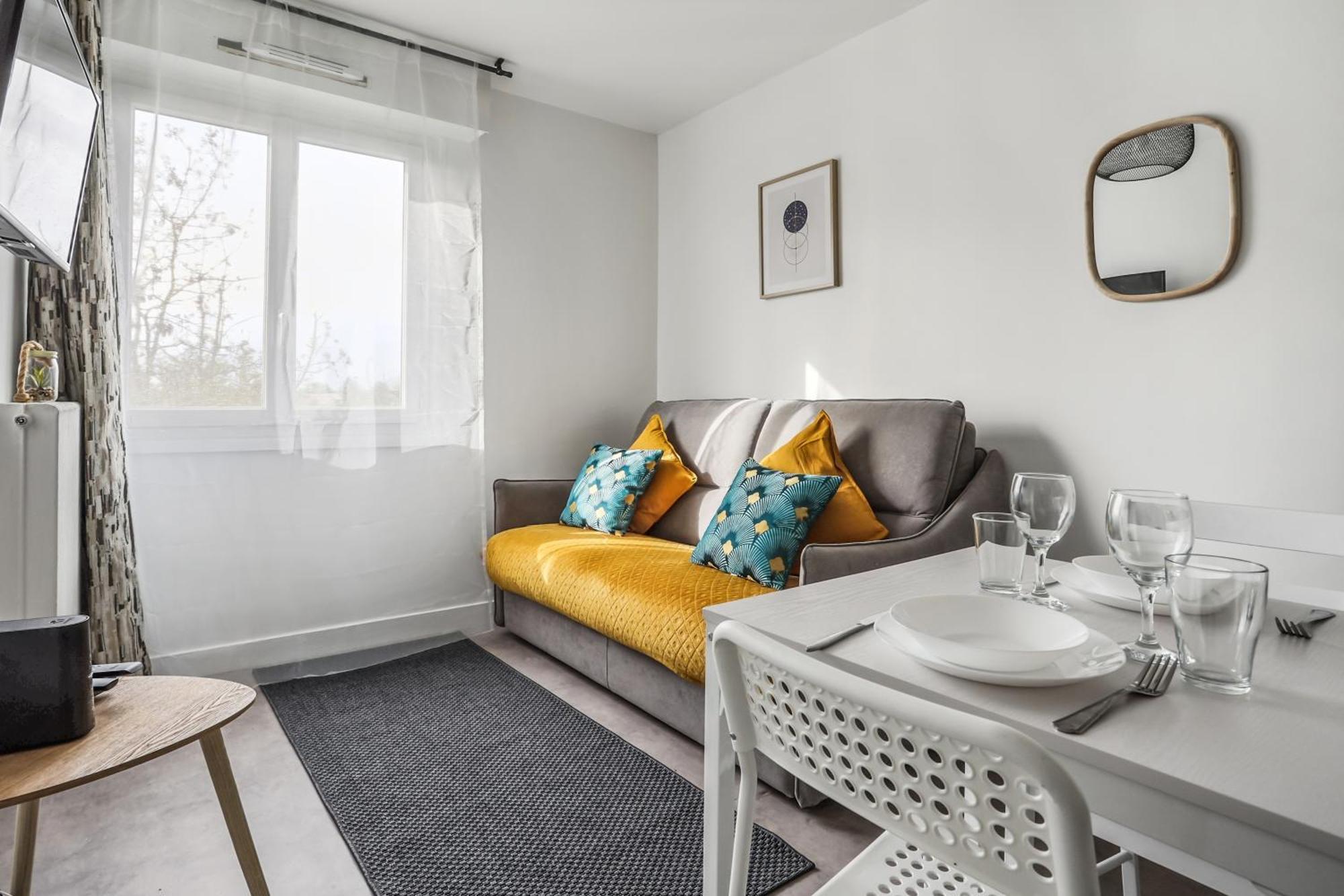 Comfortable Studio Dowtown Corbeil-Essonnes Dış mekan fotoğraf